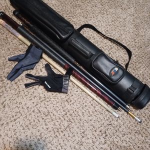 Billards Pool Cue set, case, 2 pool cues,